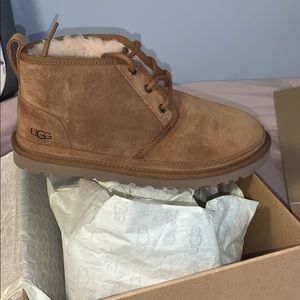 Brand New Ugg Neumel chestnut Women size 8